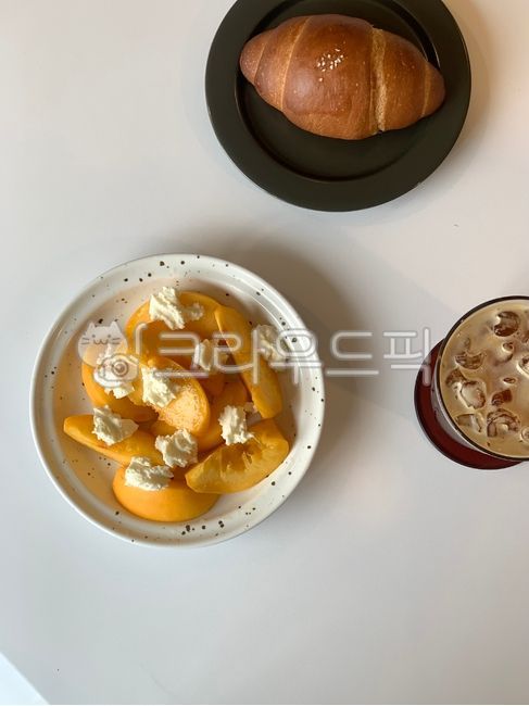 bread,brunch,peach,Ricotta Cheese,breakfast,salt bread,food,morning