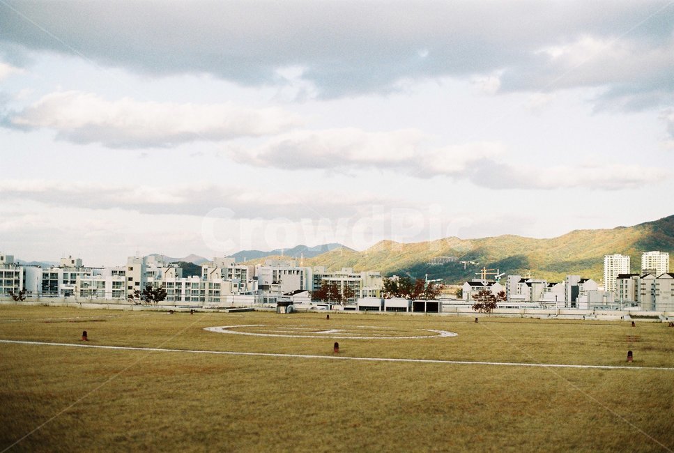 구름,하늘,산,풍경,분위기,옥상정원,도시,풍경,city,landscape,한국도시풍경,한국도시경관,korea cityscape,airport,공항,airfield,비행장