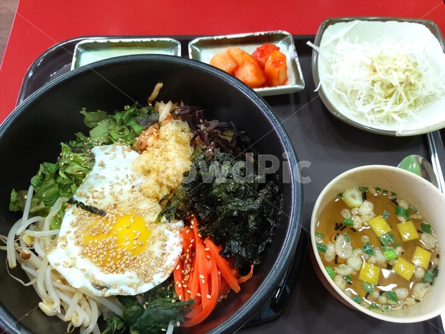 음식,한식,돌솥비빔밥,국물,1인분,반찬,koreanfood,koreanstyle