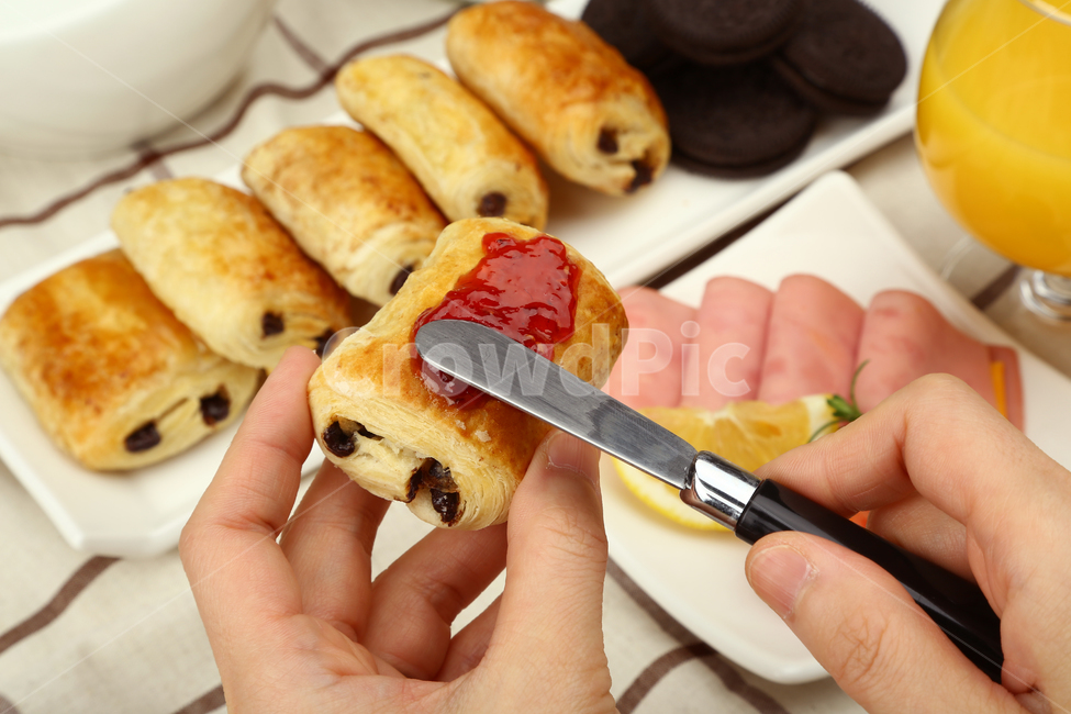 빵,쇼콜라,베이킹,초콜릿,식품,음식,식사,아침식사,bread,baking,chocolate,food,meal,breakfast,음식,식재료,요리,food,cook,meal,dishes,food reserves,빵,bread,아침식사,조식,브런치,breakfast,brunch