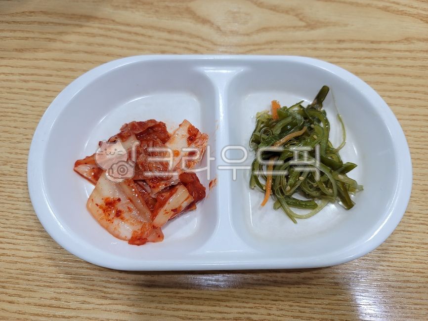 김치,미역,미역줄거리,배추김치,미역줄거리무침,반찬