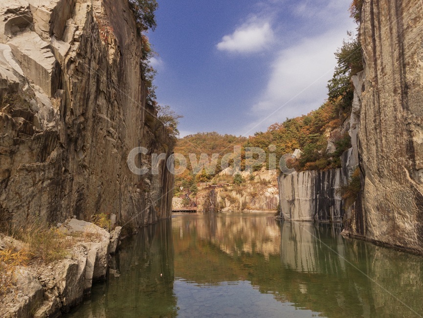 천주호,자연,풍경,nature,landscape,water,물,호수,바위,절벽,outdoors,옥외,river,강,아트밸리,자연,풍경,nature,landscape