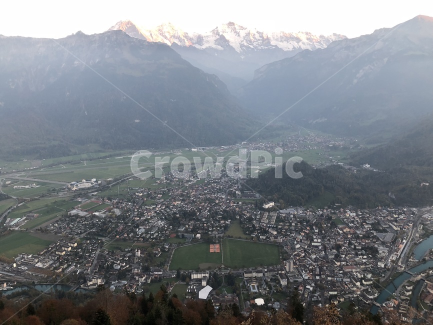 스위스,인터라켄,풍경,switzerland,interlaken,landscape,유럽,알프스,산,도시,풍경,city,landscape,outdoors,옥외,경치,nature,자연,scenery