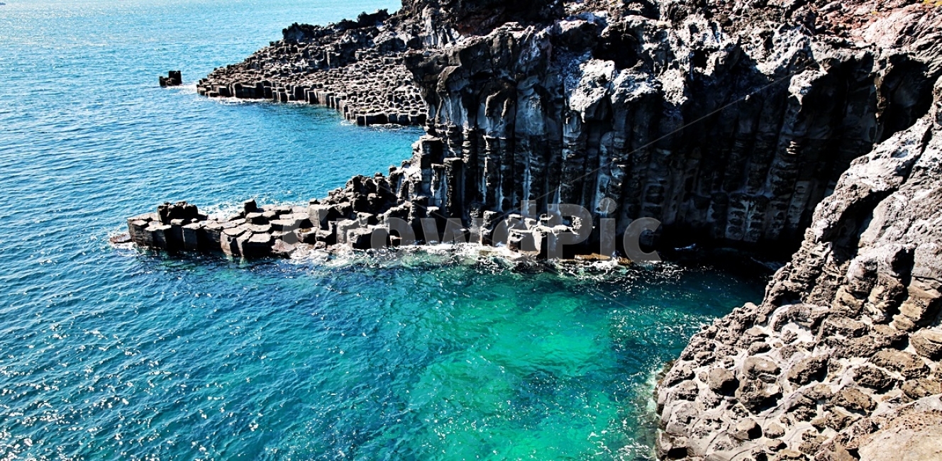 제주,주상절리,제주풍경,대포동주상절리,제주여행,자연,풍경,nature,landscape,한국자연풍경,한국자연경관,korea nature landscape,제주도,jeju,jeju island,outdoors,옥외,water,물,cliff,낭떠러지