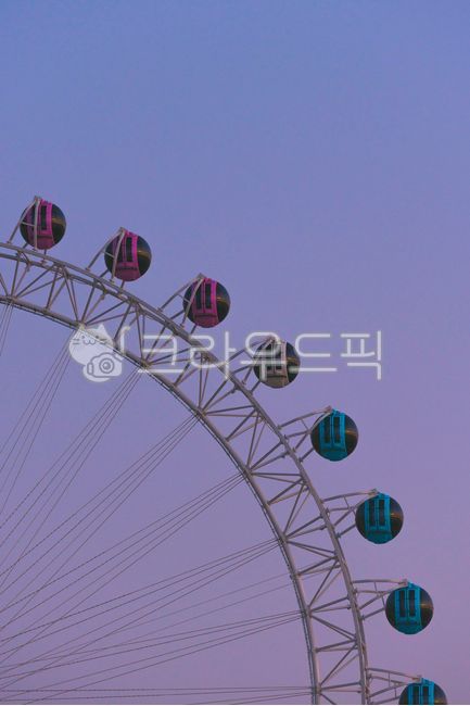 ferriswheel,관람차,amusementpark,놀이공원,감성,보라색