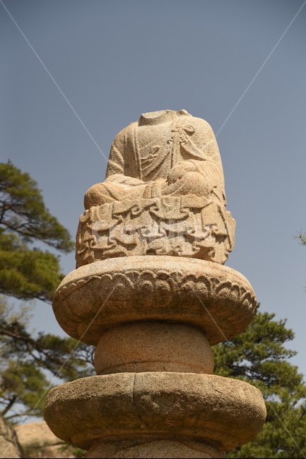 불상,석불상,경주,남산,신라시대,돌,석물,기념물,예배대상,종교,불교