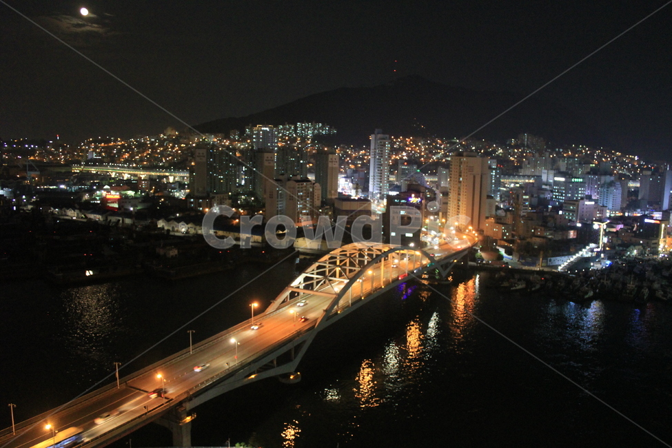 부산,영도,야경,부산대교,밤,저녁,야경,밤,풍경,nightscape,night,landscape,도시,city,road,도로,outdoors,옥외,경치,nature,자연,scenery,building,건물,town,metropolis,중심지,시티,urban,어반