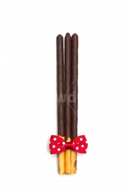 빼빼로,빼빼로데이,막대과자,초콜릿,음식,이벤트,컨셉,컨셉트,디저트,간식,후식,기념일,과자,제과,갈색,브라운,오브젝트,스튜디오,배경,사랑,연인,선물,가을,초콜렛,초코렛,초코릿,설탕,달콤한,문화,브랜드,쿠키,행사,11월,11일,이미지,누끼,화이트,흰색,리본,빨간색,빨강,레드,무늬,장식,포장,기념일,축하,anniversary,congratulation,celebrate,celebration,음식,식재료,요리,food,cook,meal,dishes,food reserves,디저트,간식,후식,dessert,snack,누끼,remove background