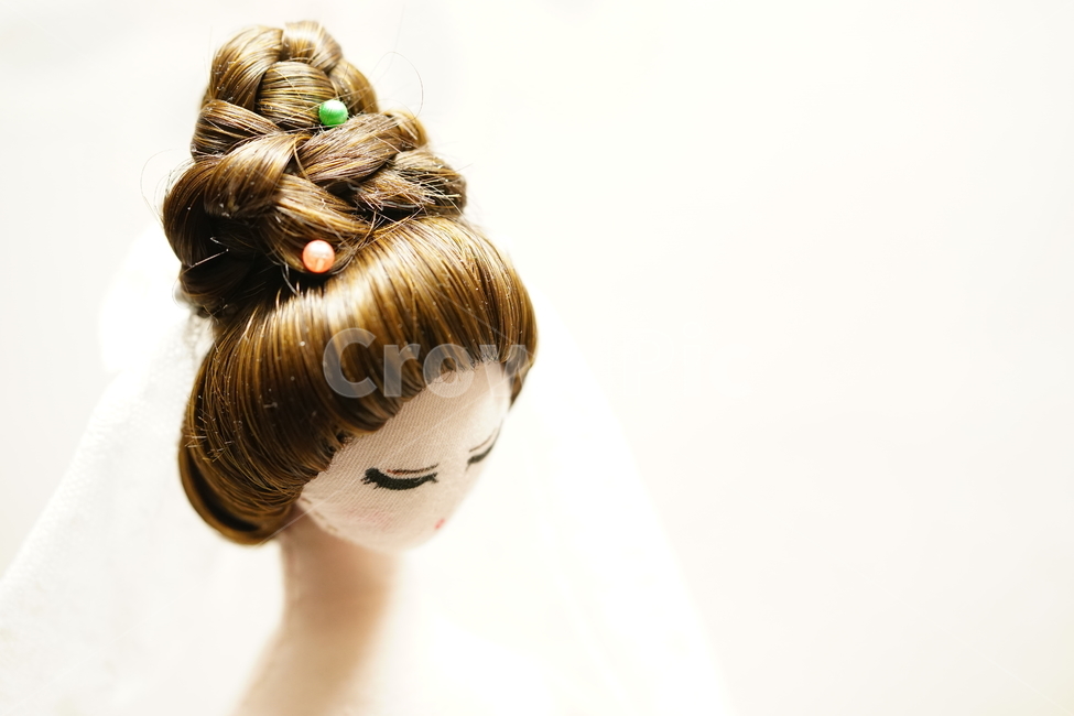 인형,여인,여자,여성,소품,작품,doll,표정,미소,드레스인형,얼굴,접사,만들기,제작,솜씨,손재주,핸드메이드,느낌,감성,감성사진,예술,art,사물,물건,오브젝트,thing,object,matter