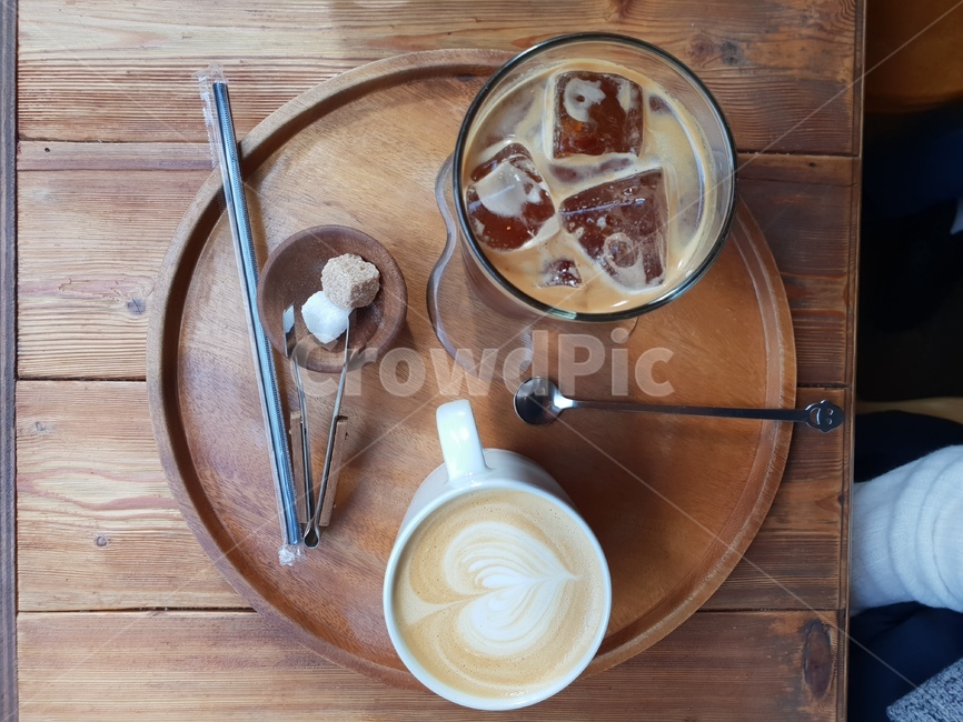 커피,라떼,라떼아트,아이스아메리카노,아메리카노,휴식,힐링,부산,커피,카페,coffee,cafe