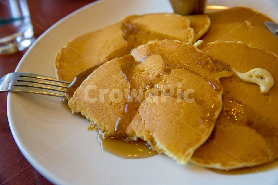 banana,bananapancakes,bread,breakfast,brown,closeup,cuisine,delicious,dessert,dish,food,homemade,lunch,meal,pancakeswithsyrup,plate,snack,sweet,tasty,traditional,yellow,팬케이크,아침식사,요리,음식,미국식,음식,식재료,요리,food,cook,meal,dishes,food reserves