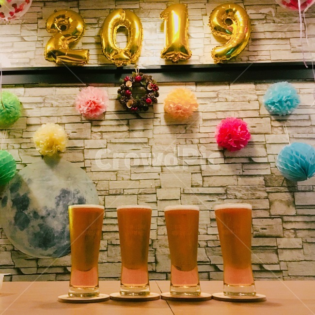 2019년,파티,맥주,파티룸,party,우정파티,partyroom,beer,꽃볼,꾸미기