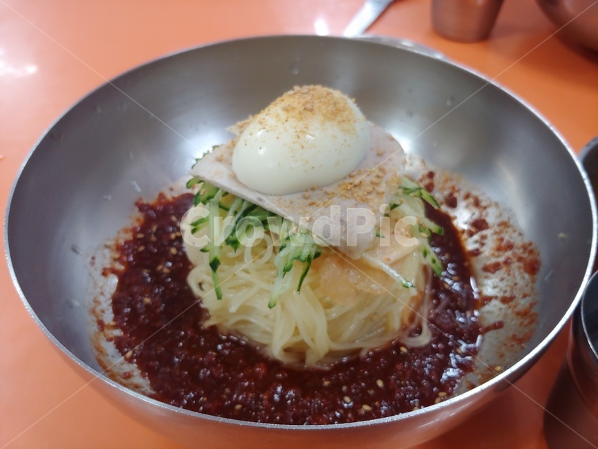 밀면,국수,비빔면,food,음식,음식,식재료,요리,food,cook,meal,dishes,food reserves