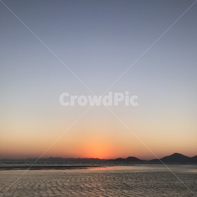 바다,노을,갯벌,일몰,다대포,하늘,태양,자연,풍경,nature,landscape,outdoors,옥외,sky,sunset,dusk,황혼,dawn,새벽,red sky,붉은 하늘