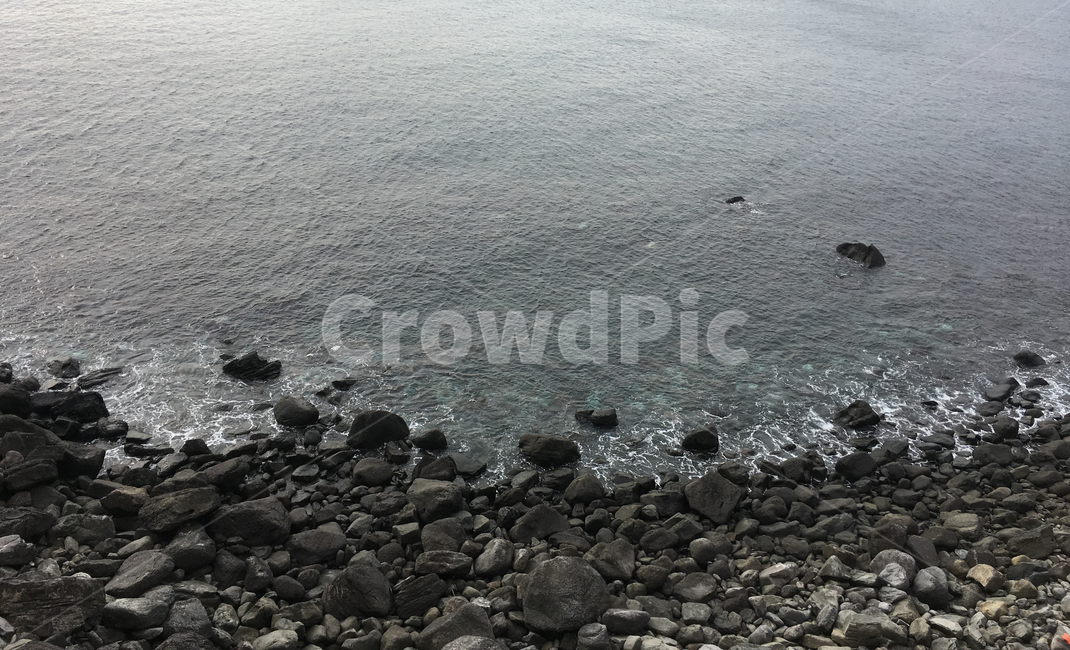 제주도,jeju,돌,해변,물,파도,조약돌,제주앞바다,바다,자연,경관,경치,바닷가,휴식,휴양