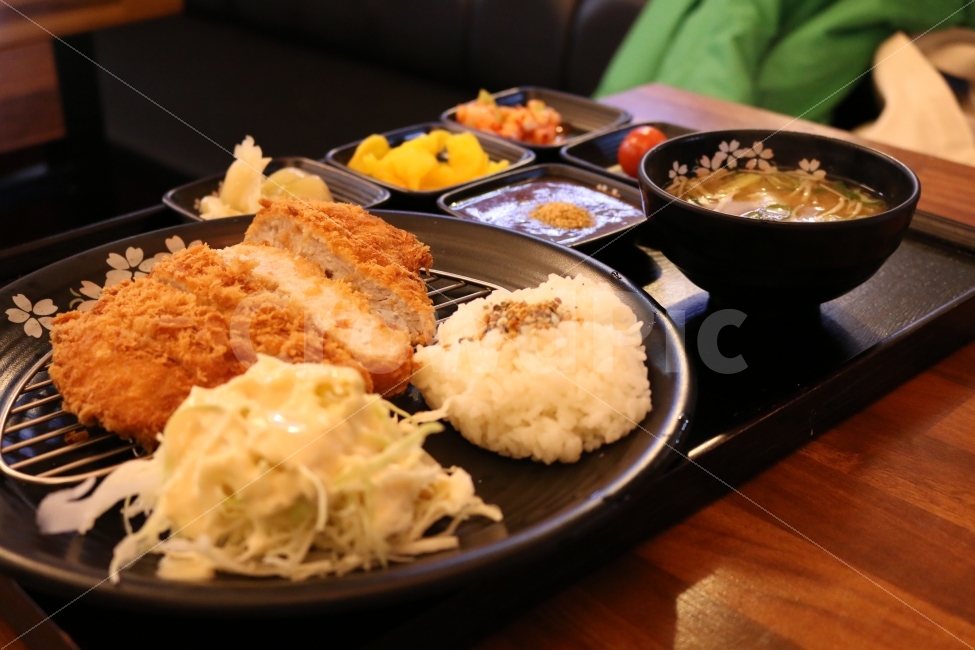 돈가스,돈까스,음식,일식,식사,음식,식재료,요리,food,cook,meal,dishes,food reserves,육류,고기,meat,일식,일본음식,일본요리,Japanese food,Japanese dishes,Japanese meal,Japanese cook