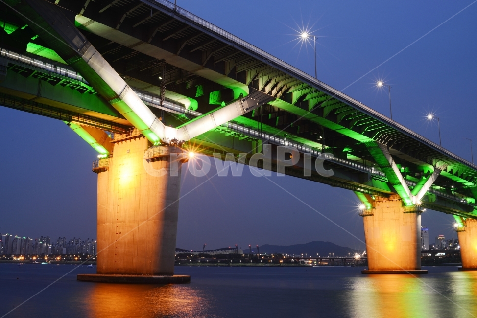 한강,다리,야경,조명,대교,Bridge,Nightview,물,강물,가로등,청담대교,야경,밤,풍경,nightscape,night,landscape,도시,city,한국도시풍경,한국도시경관,korea cityscape,건축물,건물외관,exterior,building,structure,architecture,construction