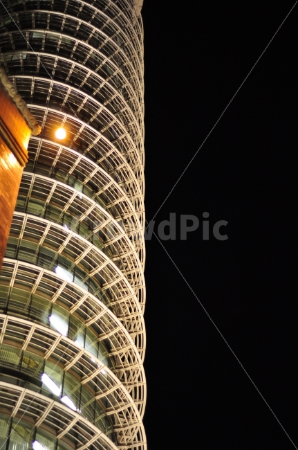 동대문,밤,건물,빌딩,나선형,어둠,반반,조명,건축물,dondaemoon,night,building,architecture,dark,lights,spiral,야경,밤,풍경,nightscape,night,landscape,건축물,건물외관,exterior,building,structure,architecture,construction,office building,사무실 건물