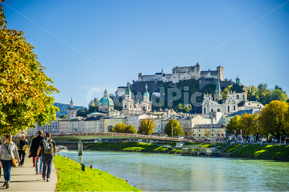 유럽,성,풍경,하늘,강,물,river,경치,사람,인간,자연,landscape,sky,건축물,castle,urban,해외,외국,세계,foreign,oversea,world
