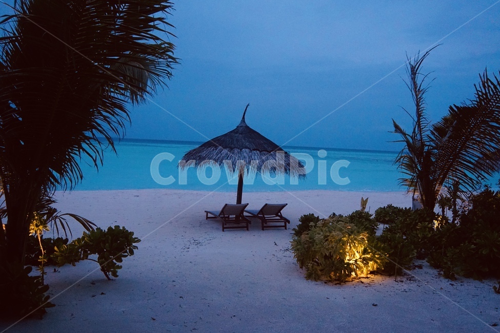 해변,야경,노을,몰디브,파라솔,휴가,해외여행,beach,sunset,parasol,모래사장,휴양지,바다,해변,바다,beach,sea,야경,밤,풍경,nightscape,night,landscape