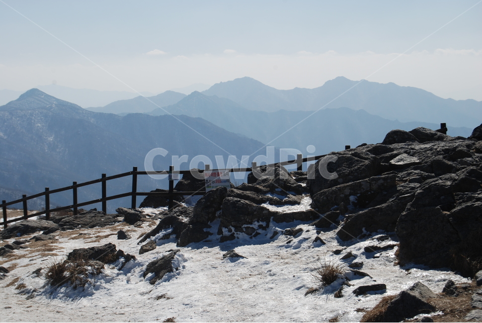 덕유산,명산,겨울,등산로,하늘,겨울,계절,winter,season,자연,풍경,nature,landscape,한국자연풍경,한국자연경관,korea nature landscape