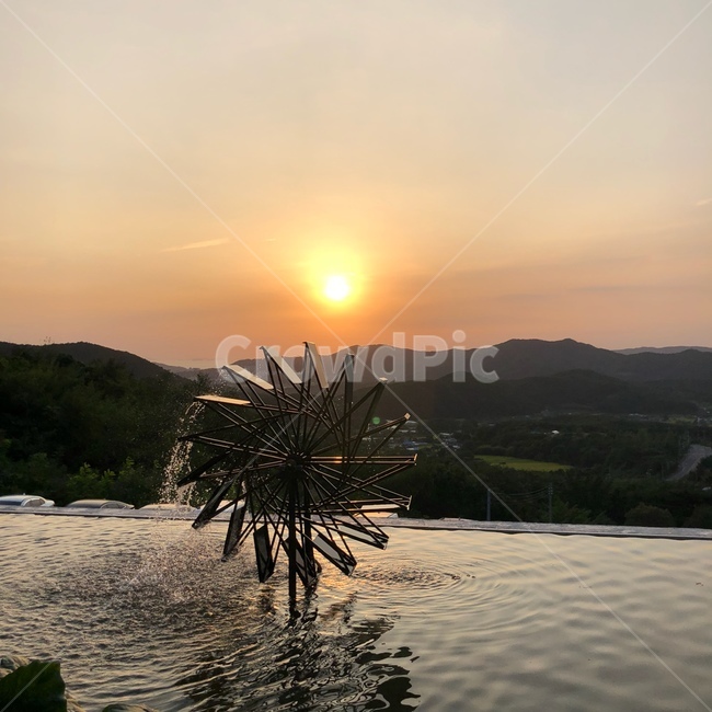 카페,물레방아,노을,산,일몰,풍경,자연,풍경,nature,landscape,outdoors,옥외