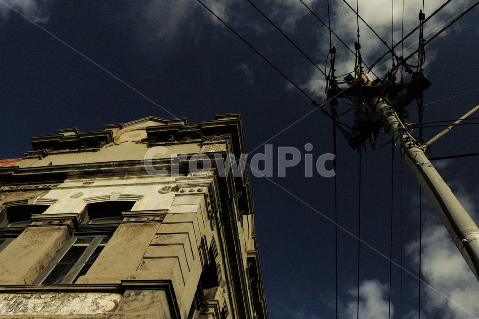 sky,exterior wall of building,bluesky,building,structure,outer wall,cloud,pastel,european building,blue,telephone pole,constructure,pastelcolor,Emotion