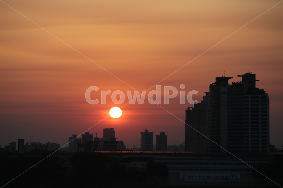 nature,자연,outdoors,옥외,sunset,redsky,황혼,dusk,하늘,일몰,sky,붉은하늘,dawn,새벽