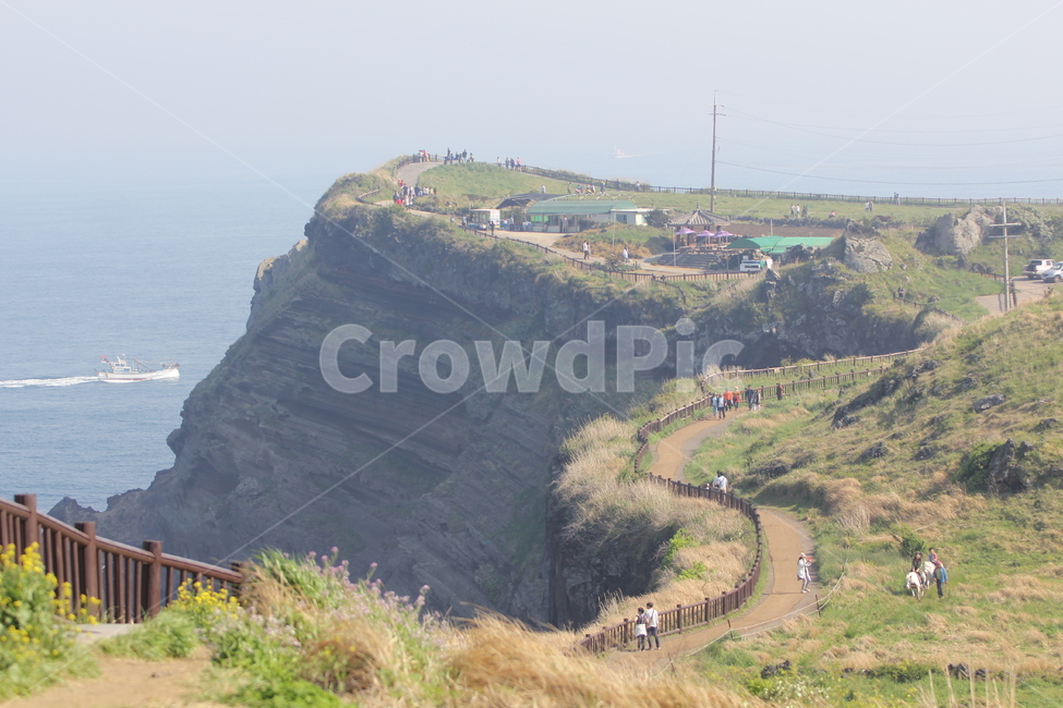 nature,자연,outdoors,옥외,person,사람,human,제주,slope,경사,scenery,풍경,cliff,낭떠러지,송학산,바다,바닷가,자연,풍경,nature,landscape,제주도,jeju,jeju island