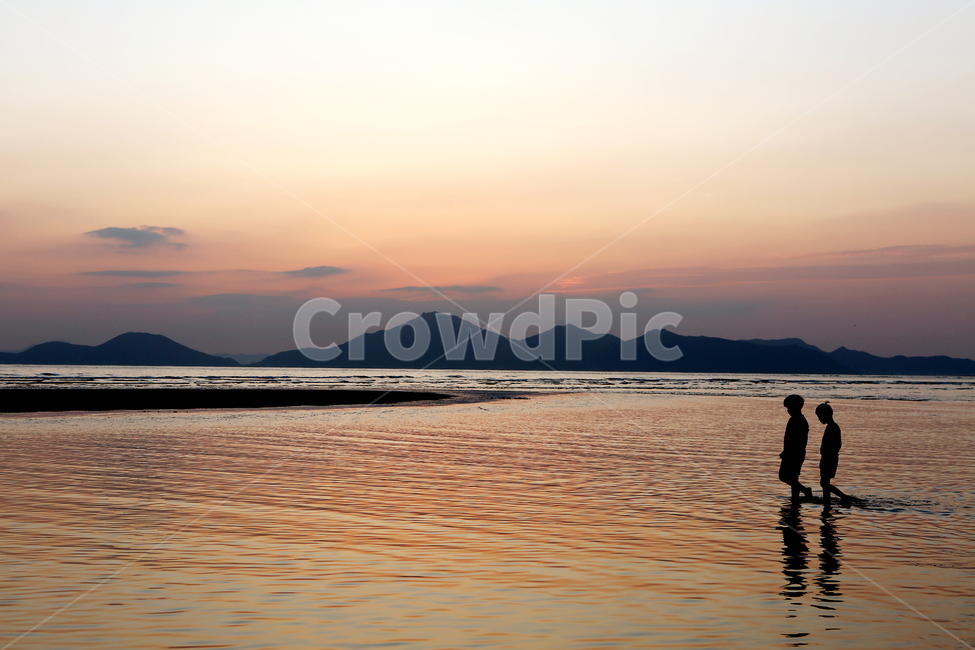 human,사람,water,아이들,일몰,다대포해수욕장,인물실루엣,사람실루엣,character silhouette,human silhouette