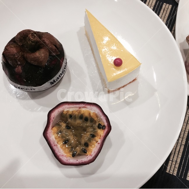 망고스틴,열대과일,디져트,케이크,패션후르츠,후식,음식,식재료,요리,food,cook,meal,dishes,food reserves,빵,bread,디저트,간식,후식,dessert,snack
