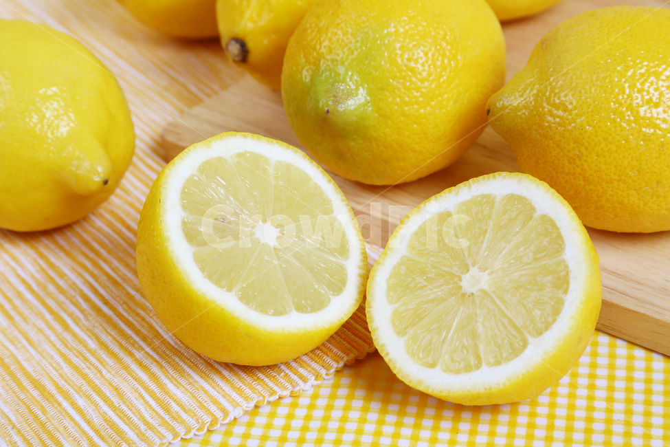 레몬,과일,식품,신선,음식,노랑,상큼,새콤,열매,lemon,fruit,fresh,food,yellow,bunch,sour,berries,음식,식재료,요리,food,cook,meal,dishes,food reserves,과일,열매,fruit