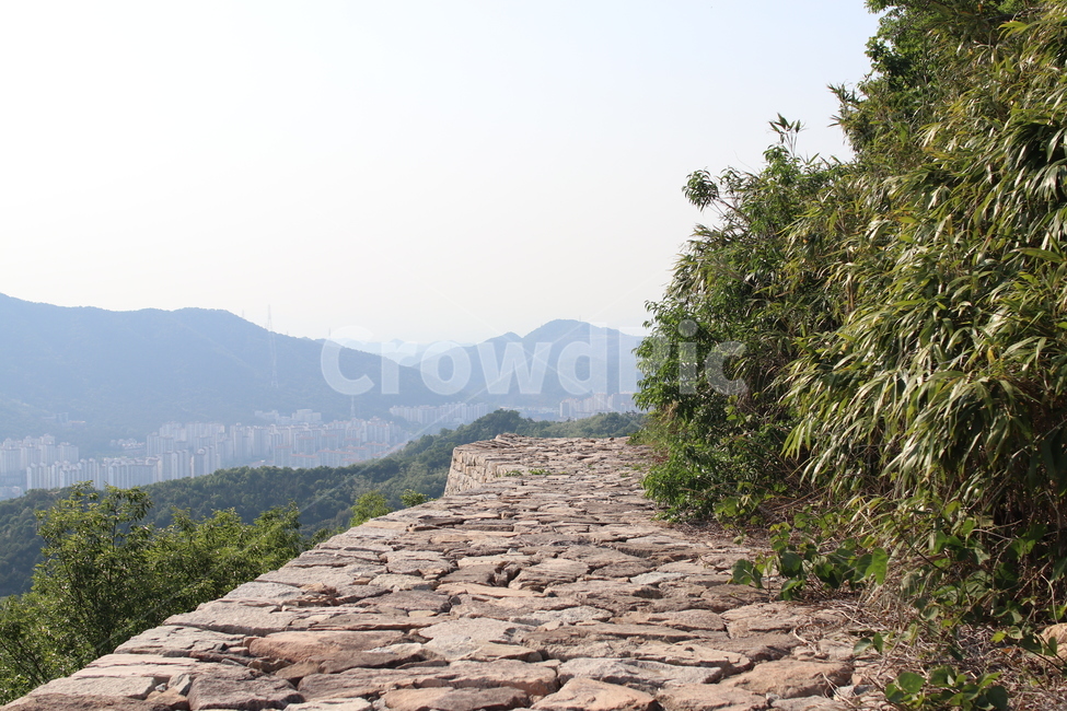 봉수대,만장대,산봉수대,성곽,성벽,성,대한민국,한국,경관,풍경,전경,도시,도심,부도심,자연,돌성,돌,돌멩이,나무,돌담,성채,성새,잣,성낭