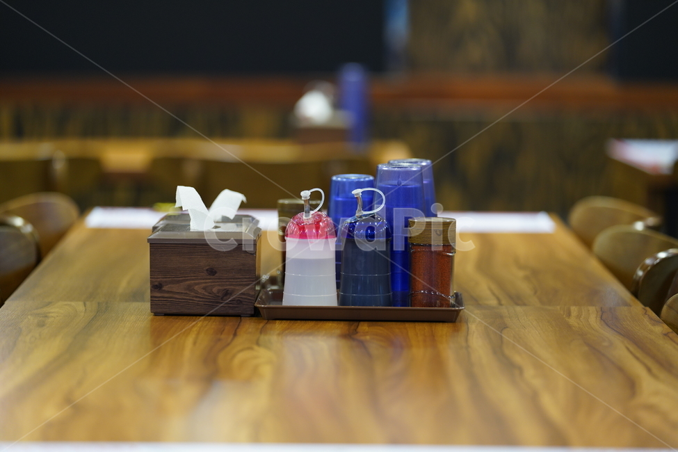 중국집,wood,휴지,그릇,컵,양념,소스,테이블,식당,음식,식재료,요리,food,cook,meal,dishes,food reserves