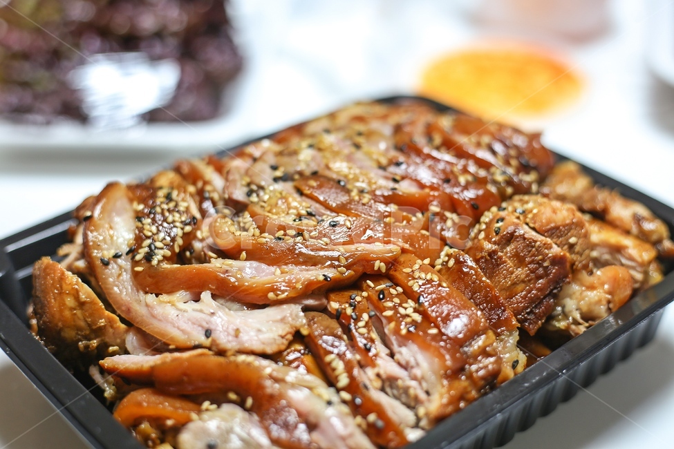 음식,음식사진,족발,돼지고기,배달,배달음식,야식,식사,고기,육류,맛,delivery,Meat,pighocks,식재료,포장,음식,식재료,요리,food,cook,meal,dishes,food reserves,육류,고기,meat,한식,한국음식,한국요리,korean food,korean dishes,korean meal,korean cook