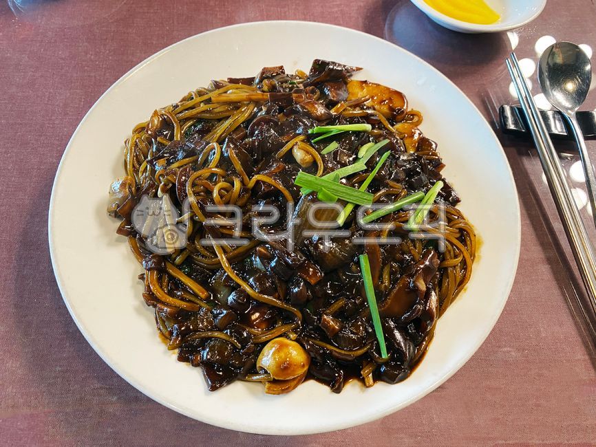 chinesefood,jajangmyeon,noodles,noodle,Chinese food,bowl,food,meal,Jajangmyeon,Chinese cuisine,background,ingredients,Noodle dish