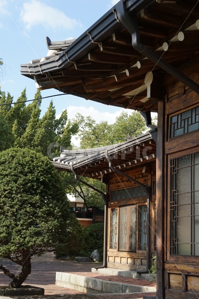 기와,한옥,한국적,한옥집,전통적,한국전통,한국문화,korean traditional,korean culture,건축물,건물외관,exterior,building,structure,architecture,construction