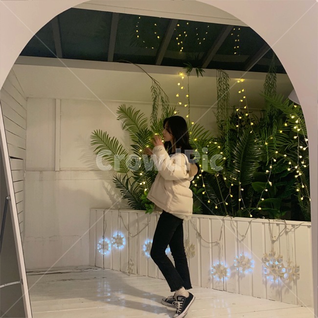 person,사람,human,인간,clothing,의류,apparel,의복,감성,여자,옆모습,여자옆모습