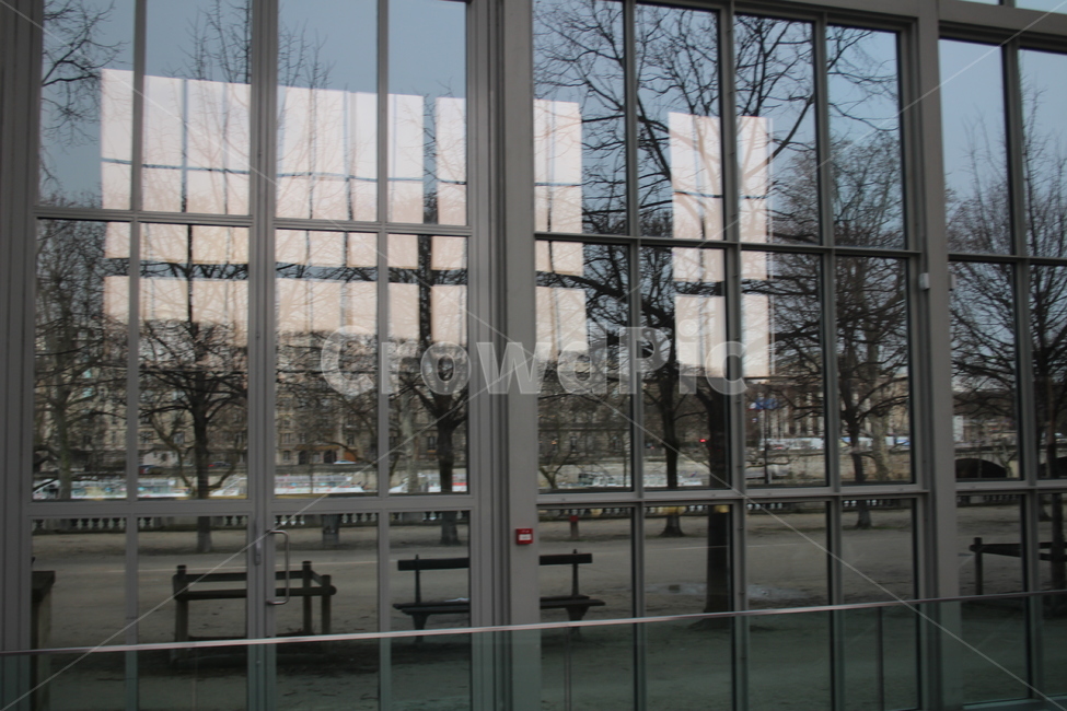 창문,window,glass,유리,반사,reflex,door,문,창틀,나무,벤치,공원