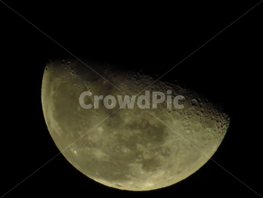 달,밤,슈퍼문,블러드문,moon,halfmoon,반달,night,야경,밤,풍경,nightscape,night,landscape,outdoors,옥외,astronomy,천문학,outer space,대기권 밖,nature,자연,universe,우주