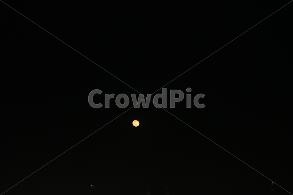 nature,자연,outdoors,옥외,night,moon,dark,달,밤,어둠