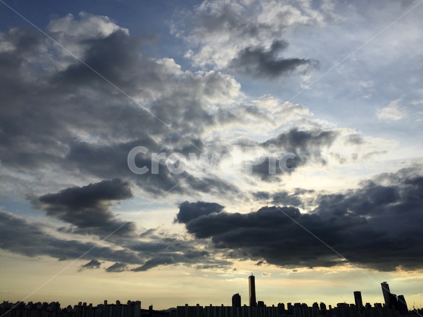 구름,해,풍경,경계,파랑노랑,자연,도시,풍경,city,landscape,한국도시풍경,한국도시경관,korea cityscape,nature,outdoors,옥외,weather,날씨,sky,하늘,cumulus,적운,cloud