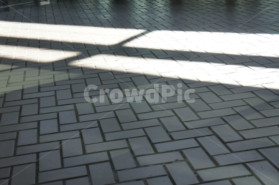flooring,바닥,그림자,지하철,ground,place,shadow,photo