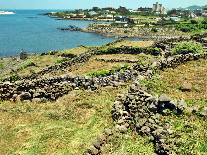 곤을동마을터,43사건,제주,올레18코스,올레길,기암괴석,바다,제주도,jeju,jeju island,시골,마을,풍경,landscape,country,rural,town,nature,자연,outdoors,옥외,land,땅,ground,바닥