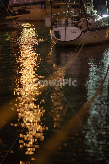 요트,선착장,배,보트,수송,강,야경,밤,풍경,nightscape,night,landscape,watercraft,선박,transportation,교통,vehicle,차량,boat