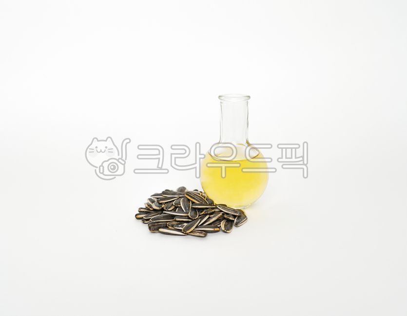 해바라기씨,해바라기씨오일,오일,해바라기,씨앗,화장품원료,씨,성분,원료,재료,seed,seeds,sunflower,oil