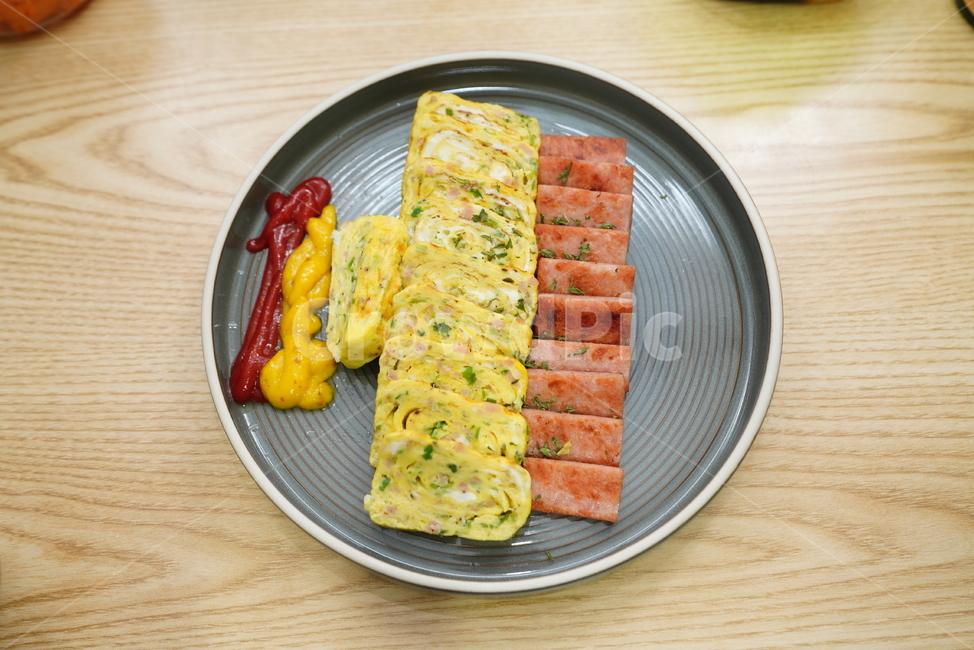 집밥,한식,계란말이,스팸,햄,접시,음식,식사,먹방,반찬,안주,컬러,노랑,요리,간식,음식,식재료,요리,food,cook,meal,dishes,food reserves