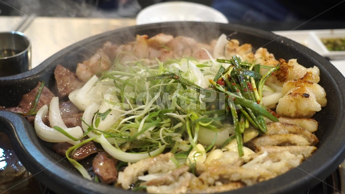 meal,Gopchang,beef tripe,Korean,food