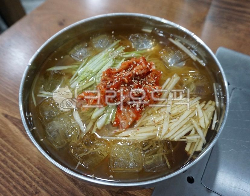 냉면,중국냉면,음식,차가운음식,food,국수,면요리,중국식냉면,식초,얼음냉면