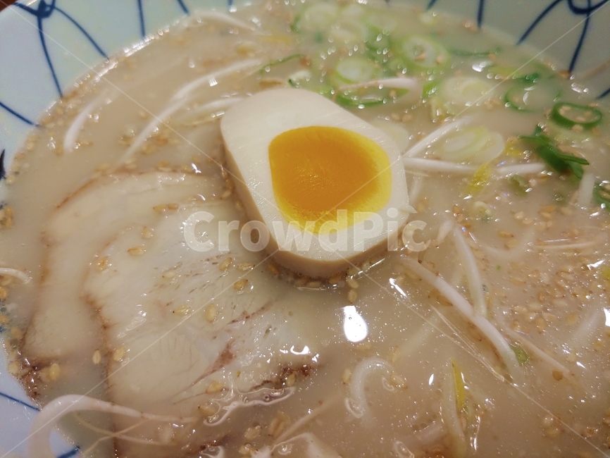 일본,교토,라멘,차슈,음식,국물,그릇,식재료,요리,면류,면요리,일식,일본음식,일본요리,계란,반숙
